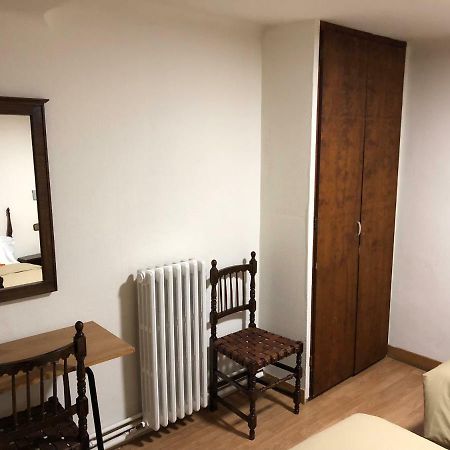 Hostal Di Verena Puigcerdà Buitenkant foto
