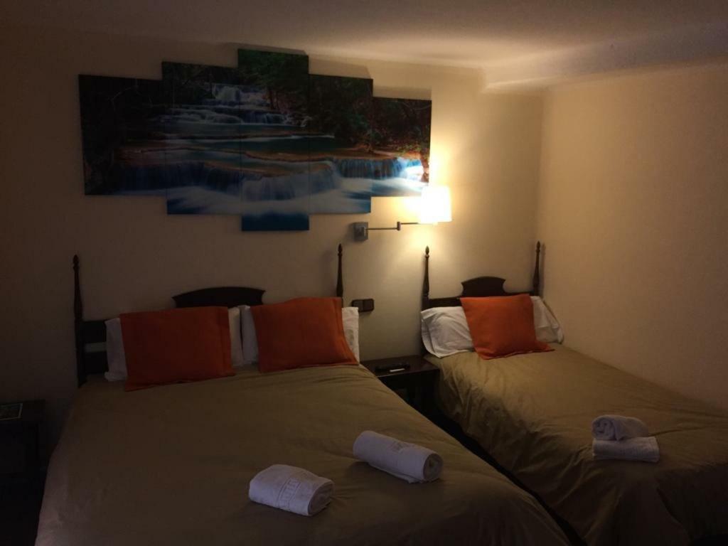 Hostal Di Verena Puigcerdà Buitenkant foto