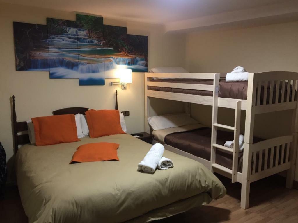 Hostal Di Verena Puigcerdà Buitenkant foto