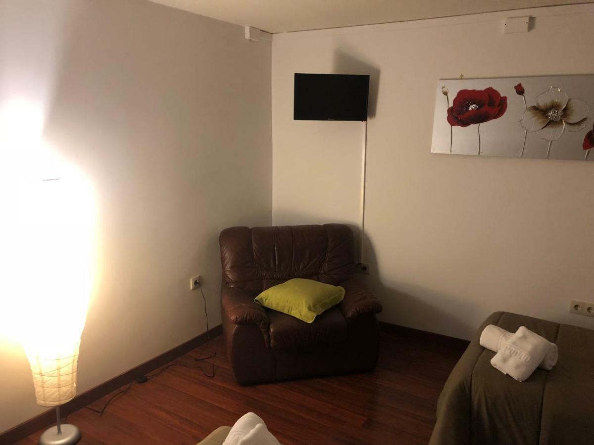 Hostal Di Verena Puigcerdà Buitenkant foto